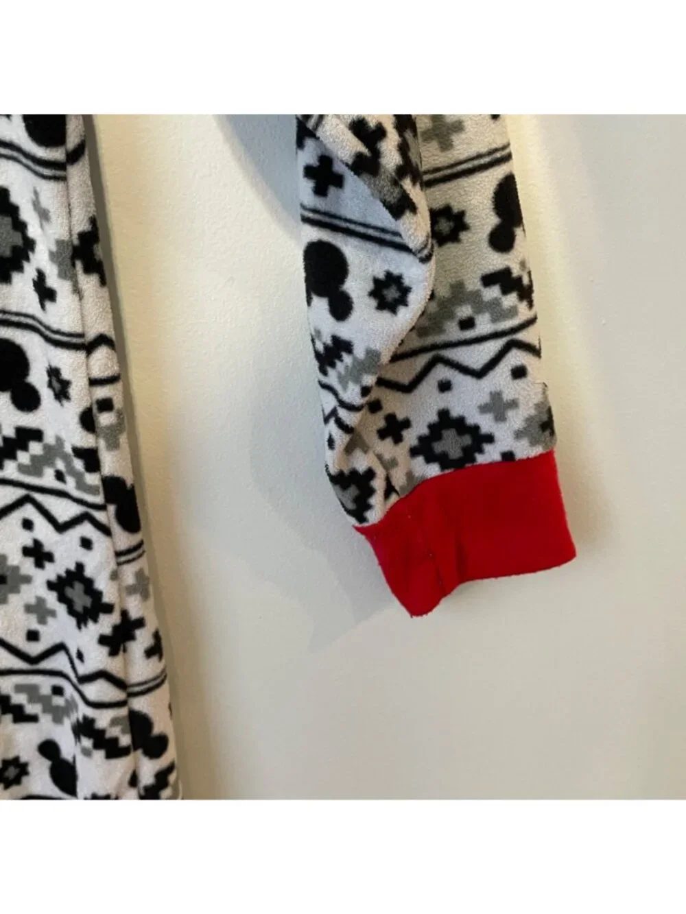 Disney Mickey Mouse Womens XL Cozy Fleece Long-Sleeve Nightshirt With Red Trim - Picture 6 of 7